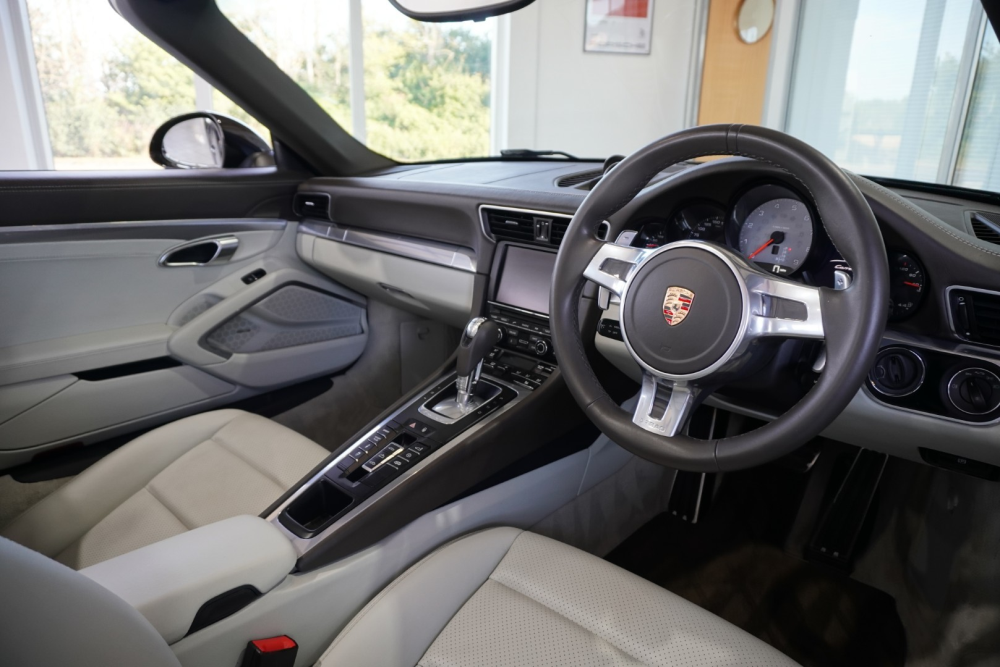 2697 911 991 Cabriolet (11)