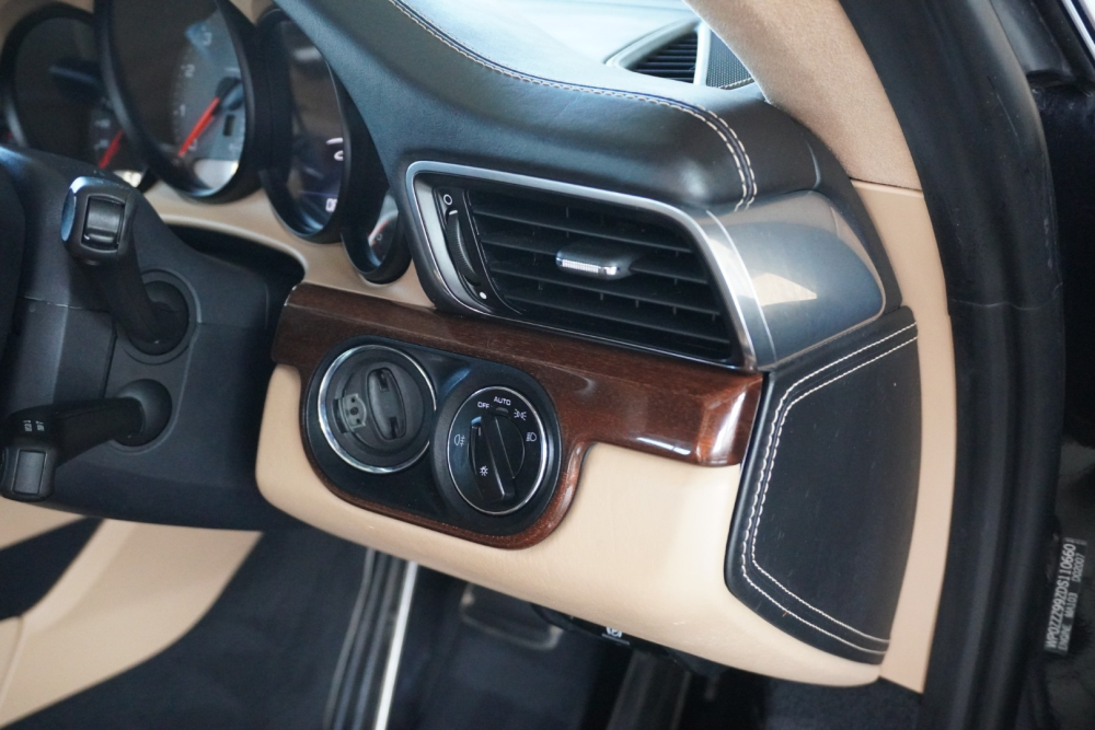 2628   Porsche 911 (21)
