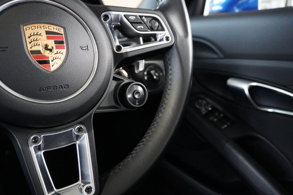 2627   718 Boxster (21)