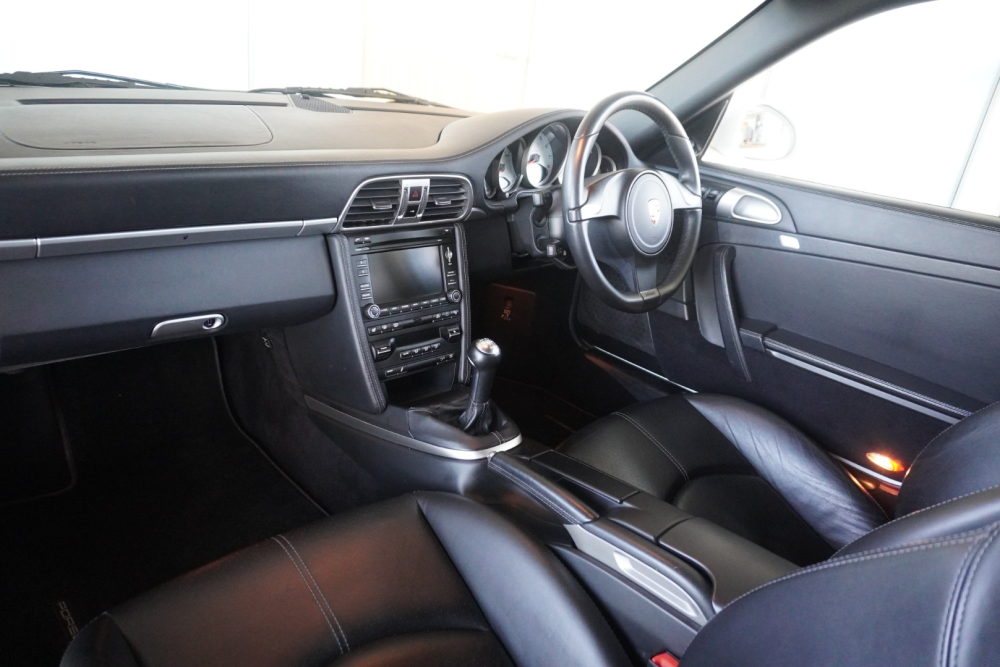 260002   997 C4S  (24)