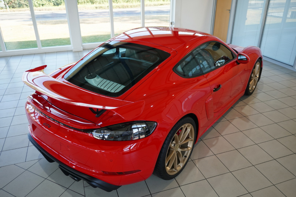 2676   GT4 (9)