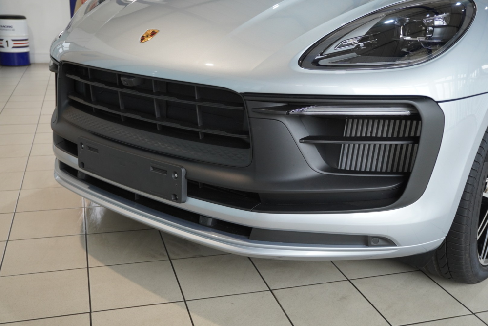 267801   Macan GTS (31)