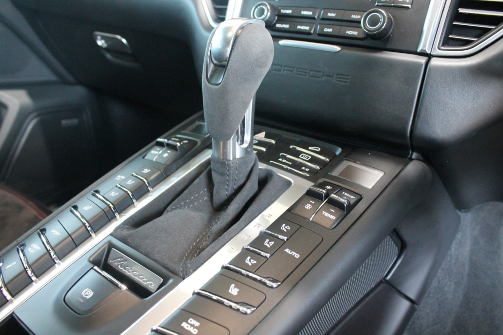 2638 Macan GTS (16)