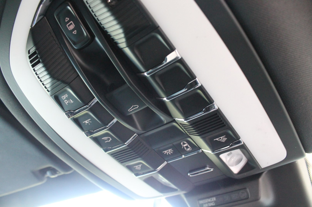 2638 Macan GTS (18)