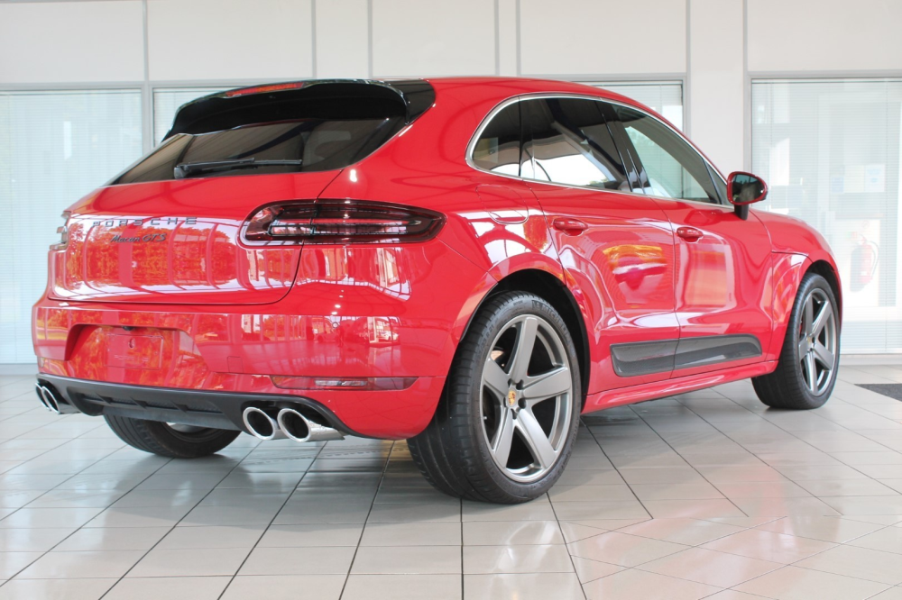 2638 Macan GTS (33)