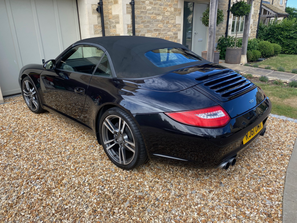 911 (997) Carrera 2