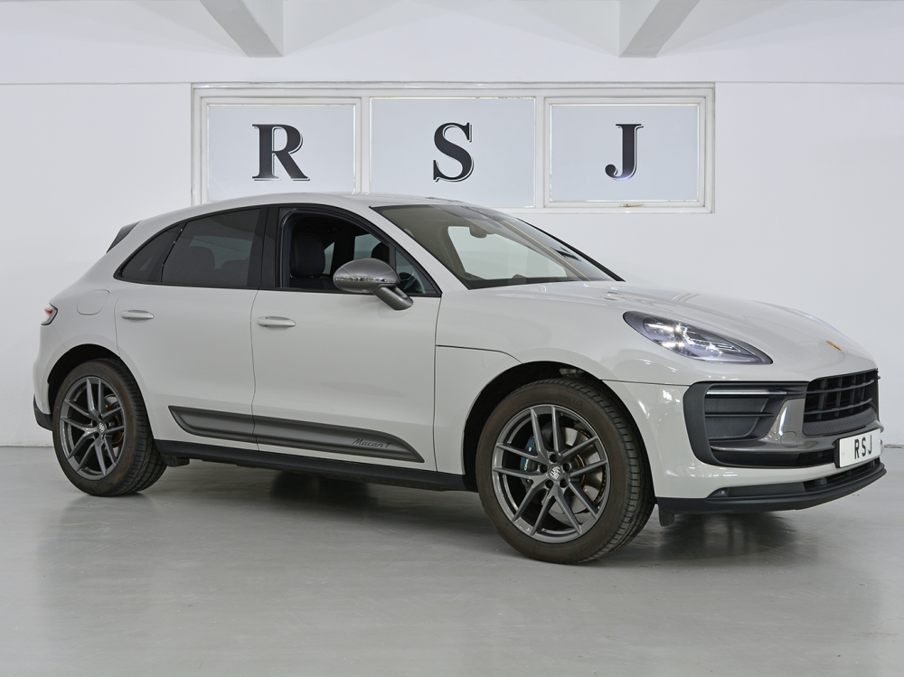 Macan T