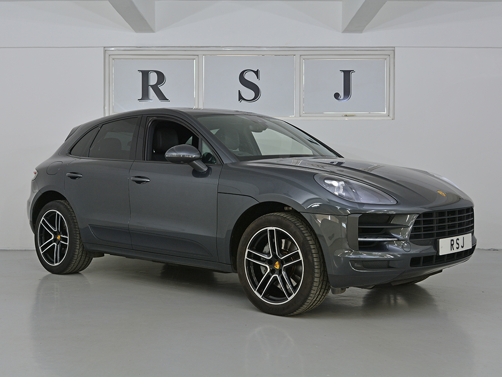 Macan S