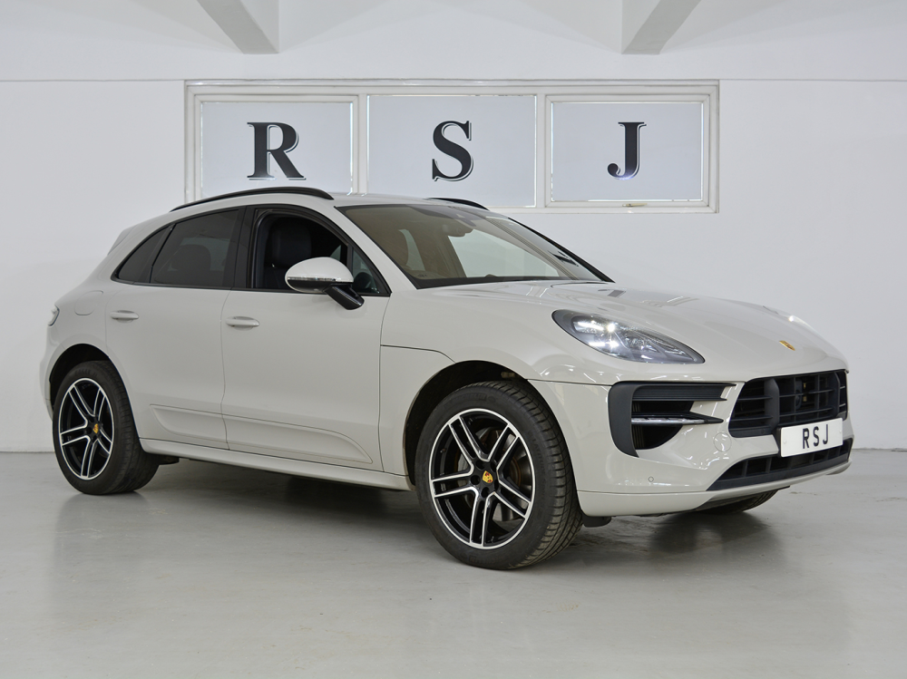 Macan S