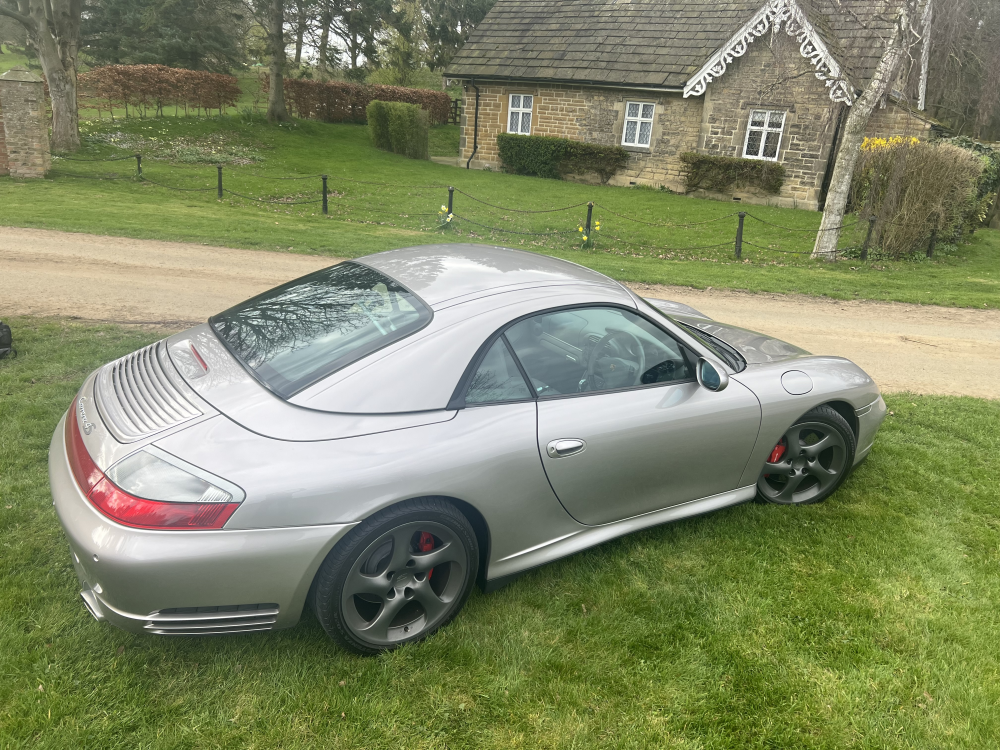 911 (996) Carrera 4S