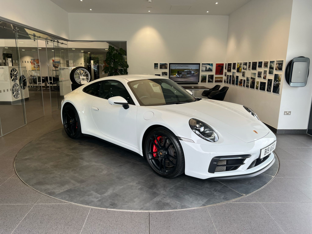911 (992) Carrera 4 GTS