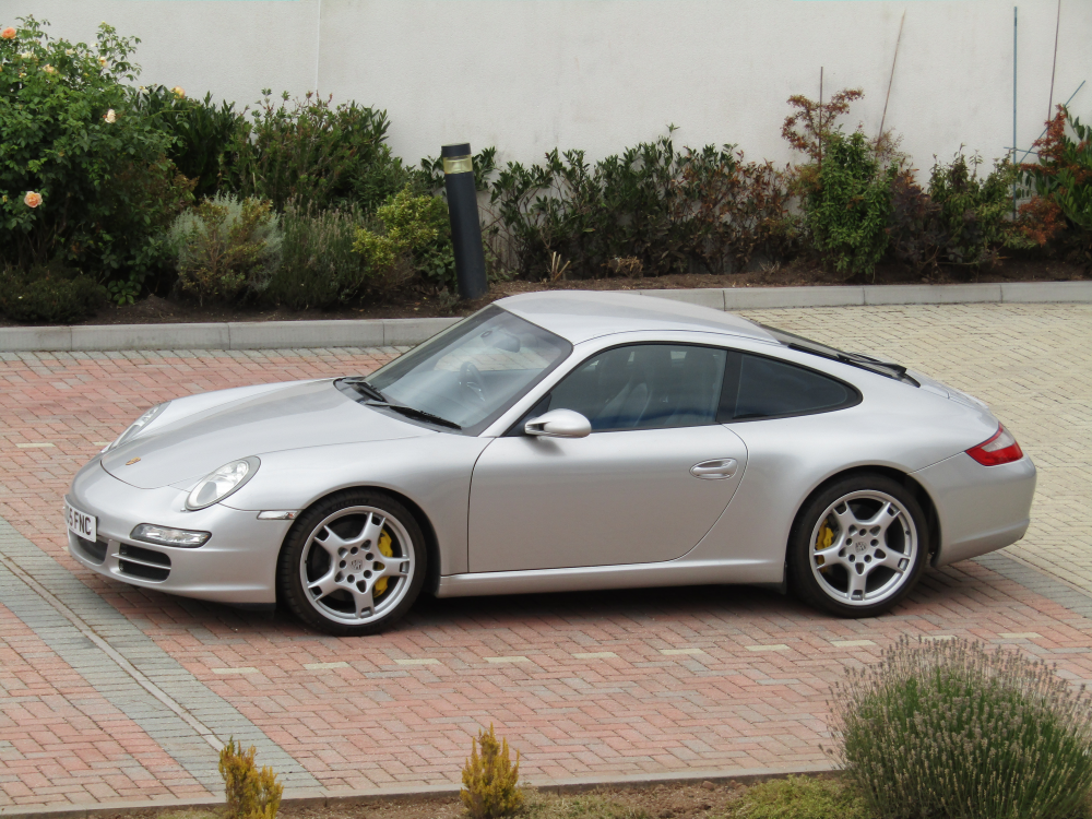 911 (997) Carrera 2S