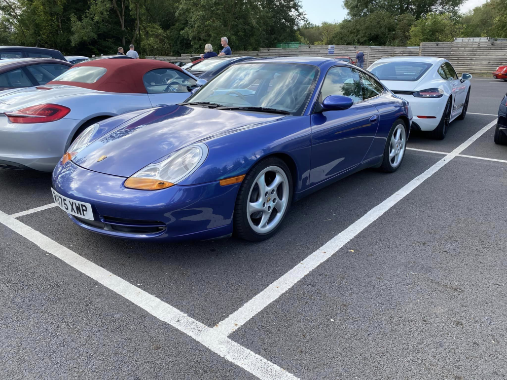 911 (996) C2 Coupe