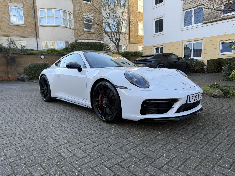911 (992) Carrera 4 GTS