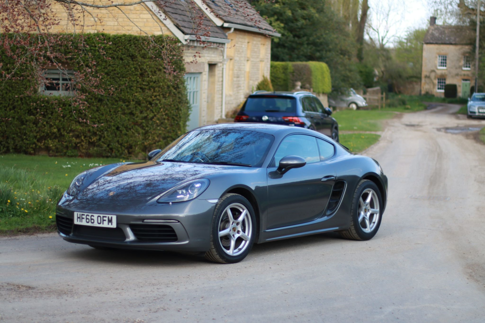 Cayman 718