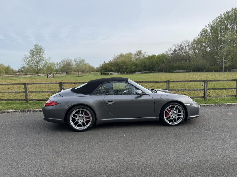 911 (997) Carrera 2S