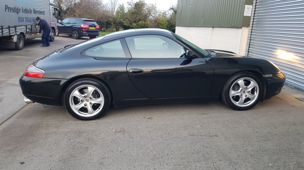 911 (996) C2 Coupe