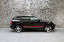 2008-porsche-cayenne-gts.jpeg