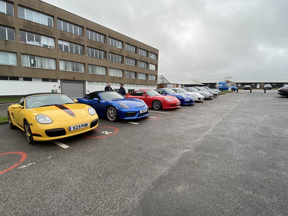 Photo 4 from the 2021 Dec 12th - R29 Meet at Redhill Aerodrome gallery