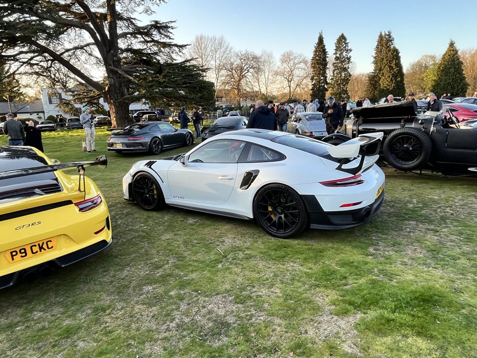 Photo 9 from the 2023 April 19th - @Porsche 911UK meet at The Fairmile gallery