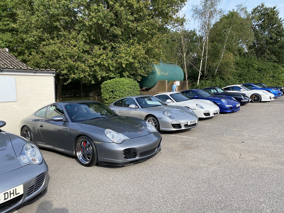 Photo 13 from the 2021 Sept 12th - R29 Monthly Meet @ Fairoaks Airport gallery