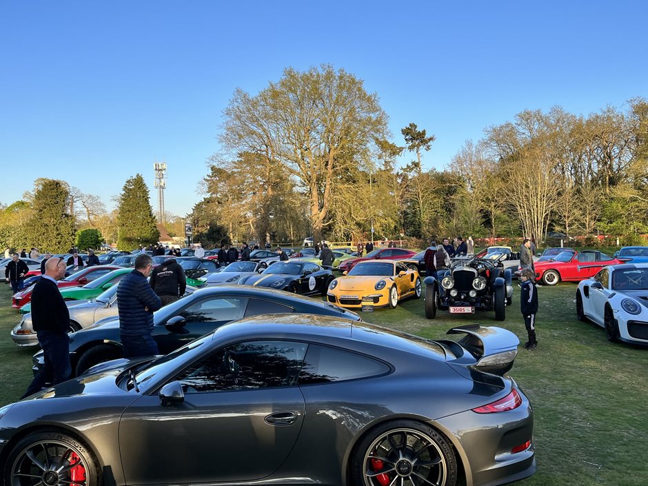 Photo 3 from the 2023 April 19th - @Porsche 911UK meet at The Fairmile gallery