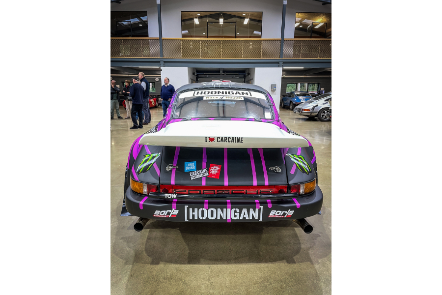 Photo 34 from the Tuthill Porsche 911SC Register Visit gallery