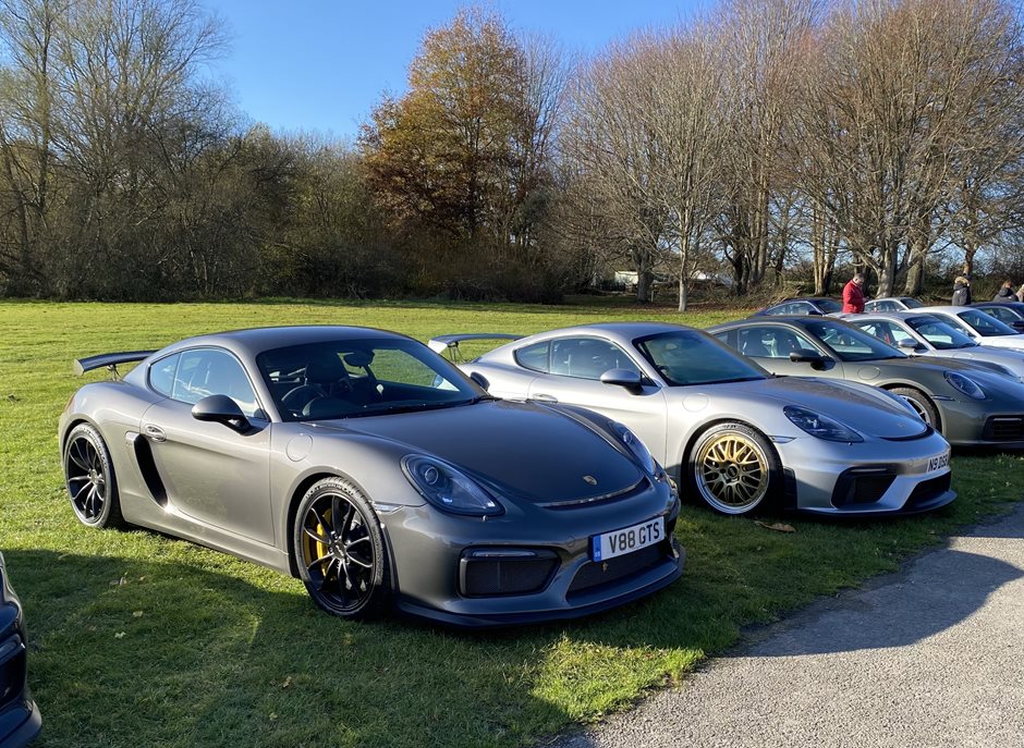 Photo 9 from the 2021 Nov 28th - Exclusively Porsche meet at  BRHC gallery