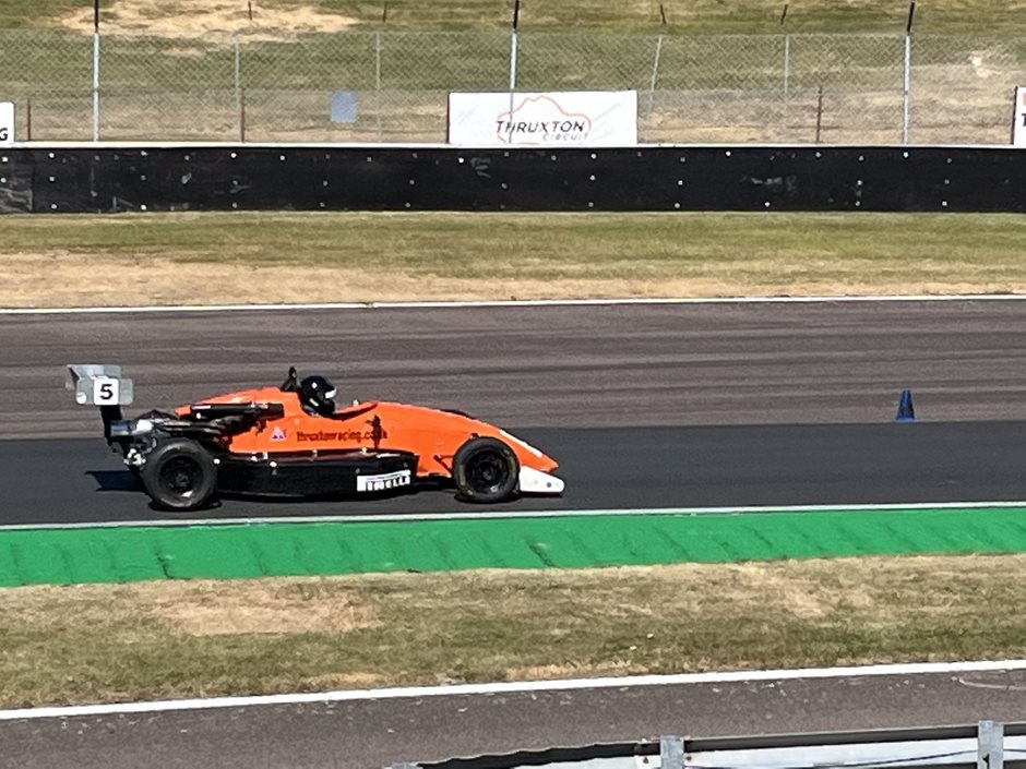 Photo 17 from the 2022 July 29th - R29 Thruxton Driving Day gallery