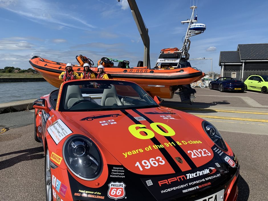 Photo 16 from the RNLI 911 Challenge gallery