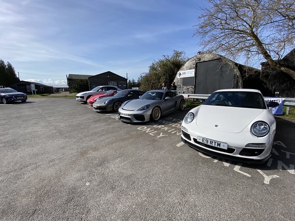 Photo 9 from the 2022 April 10th - R29 meet at Redhill Aerodrome gallery