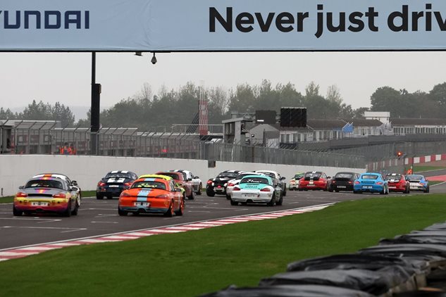 RD 6 Donington GP Race Report 