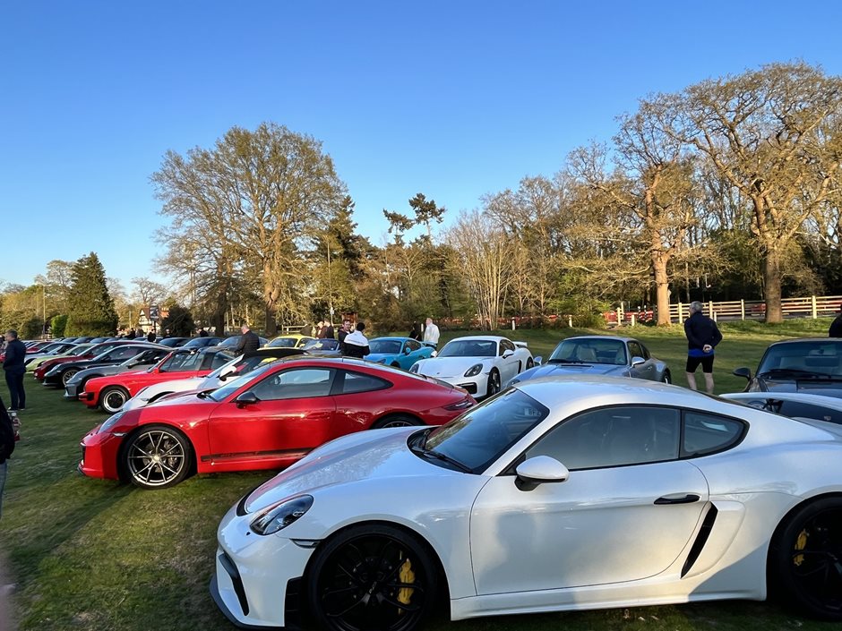 Photo 7 from the 2023 April 19th - @Porsche 911UK meet at The Fairmile gallery
