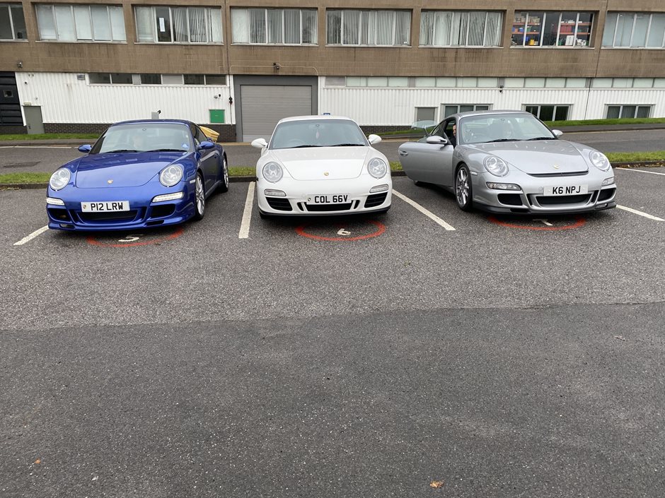 Photo 1 from the 2021 Dec 12th - R29 Meet at Redhill Aerodrome gallery