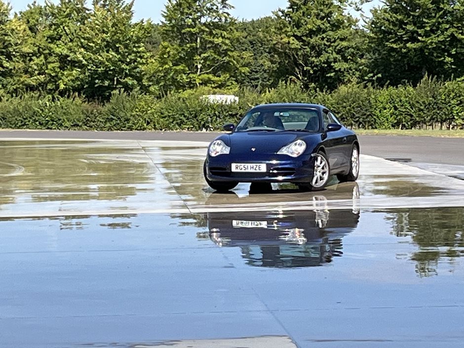 Photo 12 from the 2022 July 29th - R29 Thruxton Driving Day gallery