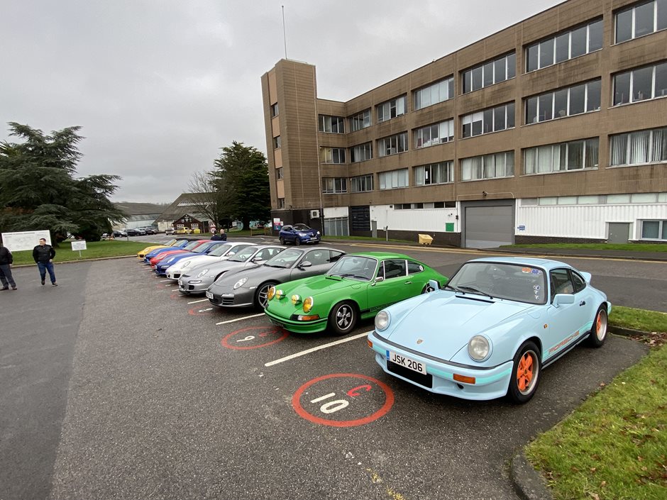 Photo 7 from the 2021 Dec 12th - R29 Meet at Redhill Aerodrome gallery