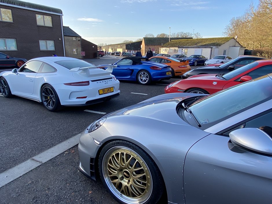 Photo 9 from the 2022 January 9th - R29 Meet at Fairoaks Airport gallery