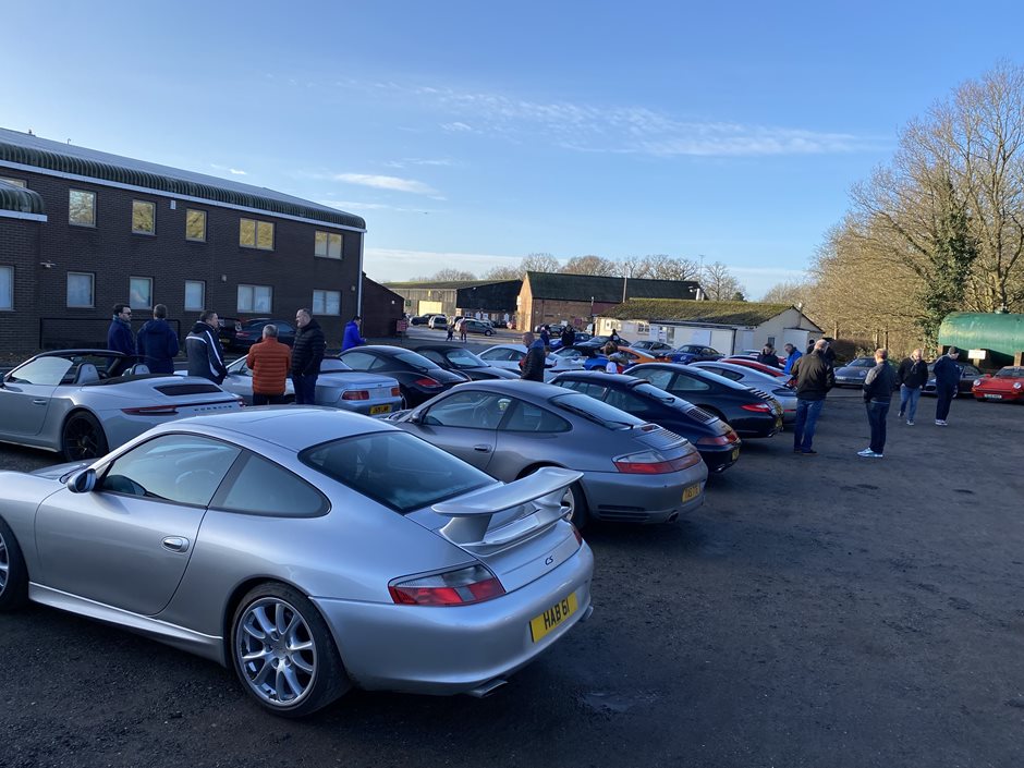 Photo 6 from the 2022 January 9th - R29 Meet at Fairoaks Airport gallery