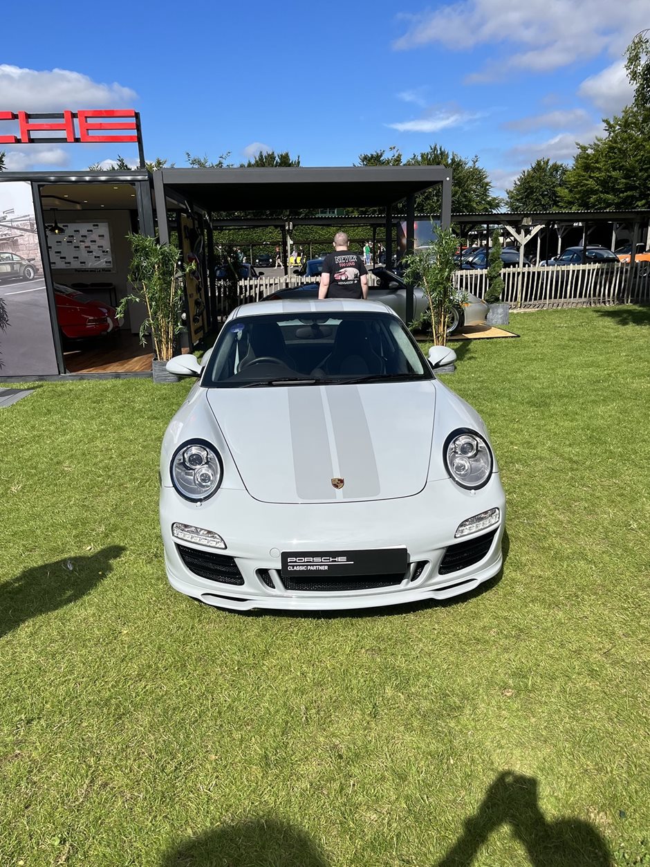 Photo 3 from the 2022 July 9th Flat6 at Goodwood Motor Circuit gallery