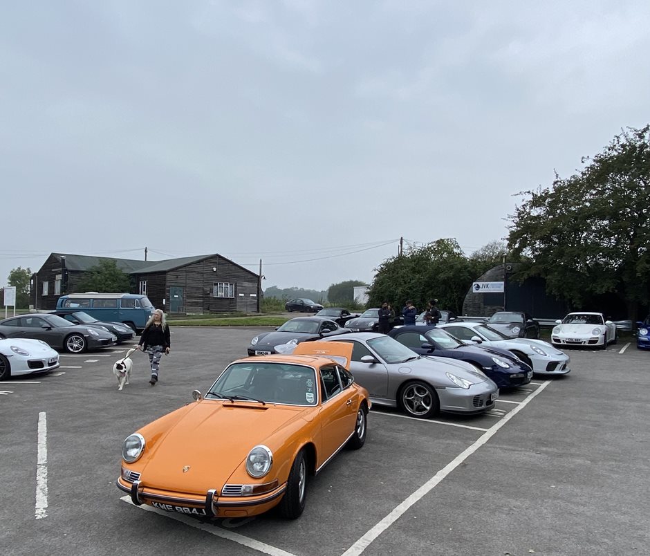 Photo 12 from the 2021 Oct 10th - R29 Monthly Meet @ Redhill Aerodrome gallery