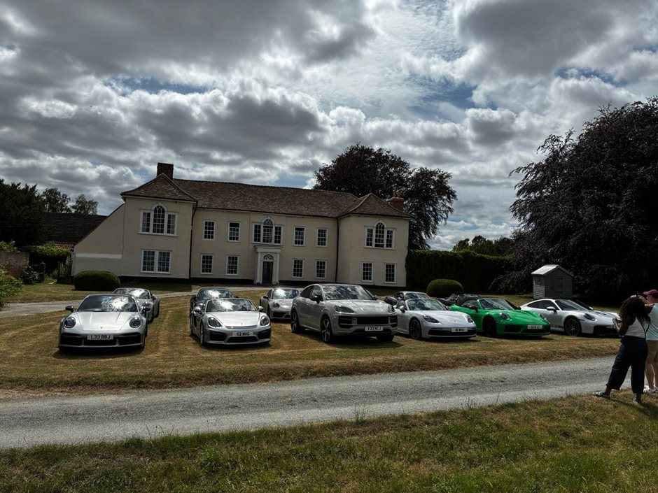 Photo 9 from the Porsches & Picnics 2026 gallery