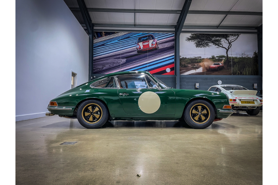 Photo 31 from the Tuthill Porsche 911SC Register Visit gallery