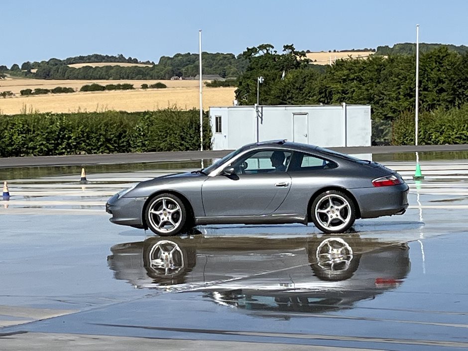 Photo 11 from the 2022 July 29th - R29 Thruxton Driving Day gallery