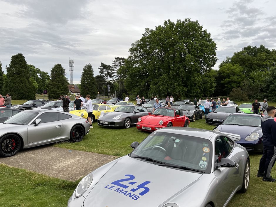 Photo 4 from the 2022 May 18th @Porsche 911UK meet at The Fairmile gallery