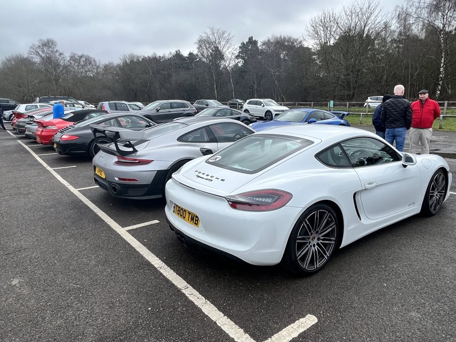 Photo 9 from the 2023 March 12th - R29 Meet @ Blackbushe Airport gallery