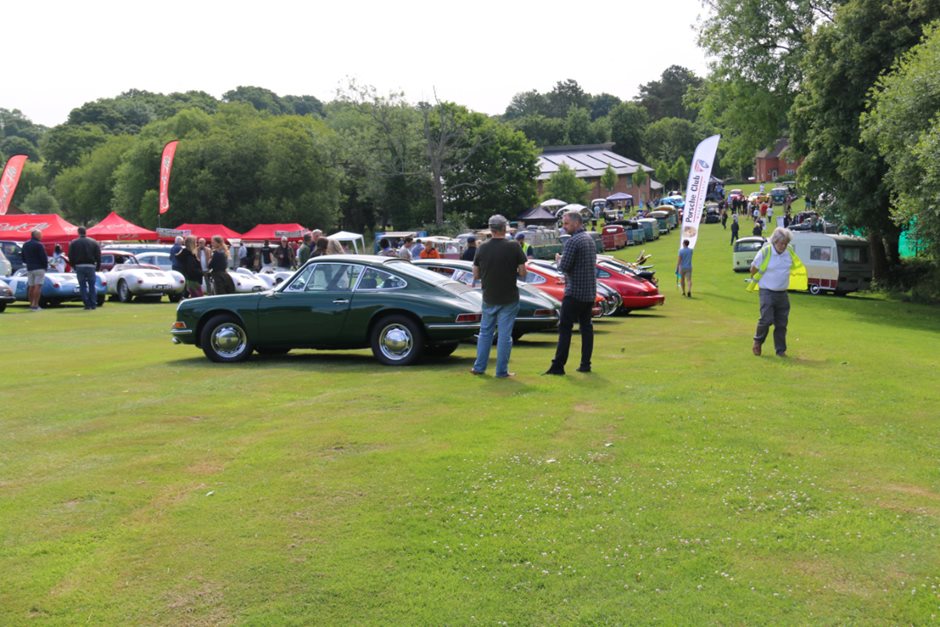 Photo 1 from the Classics At The Clubhouse - Aircooled Edition gallery