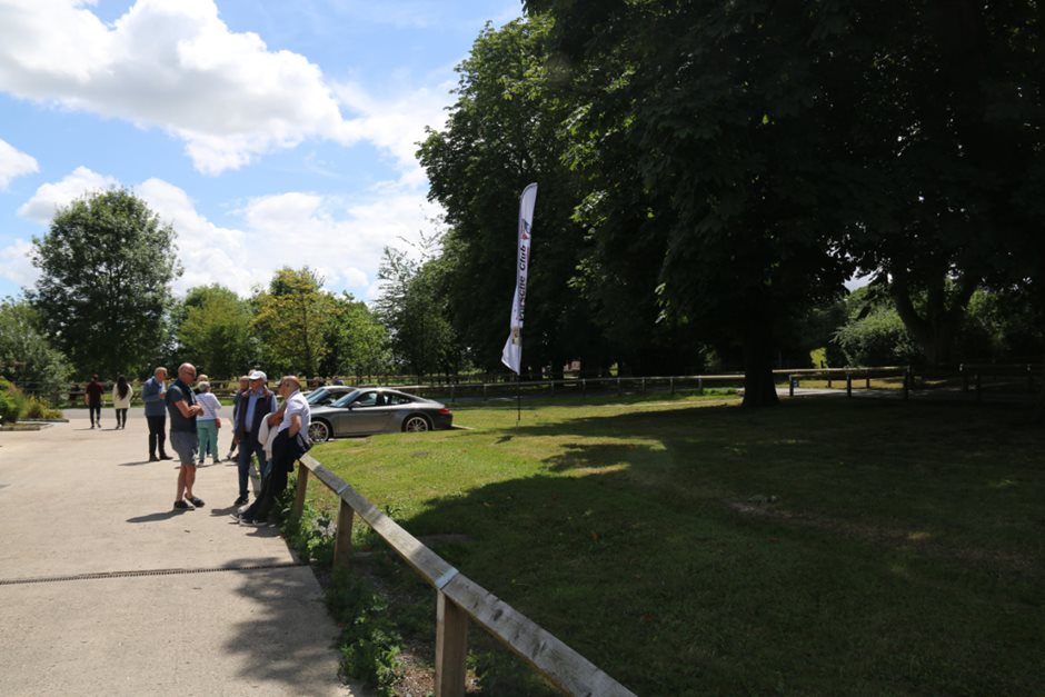 Photo 2 from the Members Meeting - West Berkshire Brewery Yattendon gallery