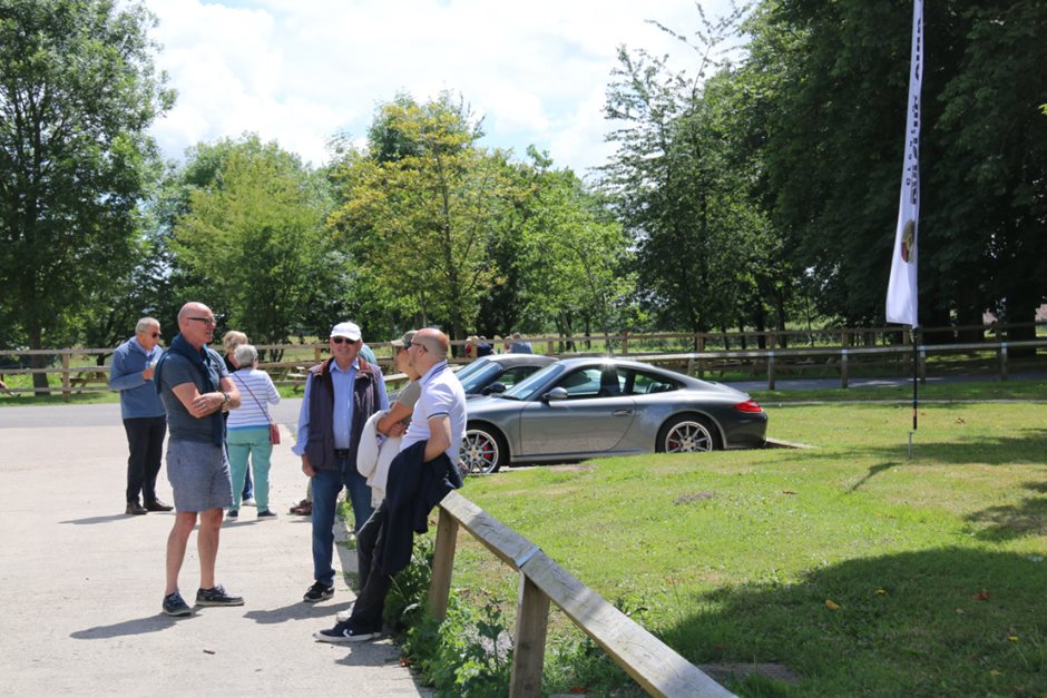 Photo 3 from the Members Meeting - West Berkshire Brewery Yattendon gallery