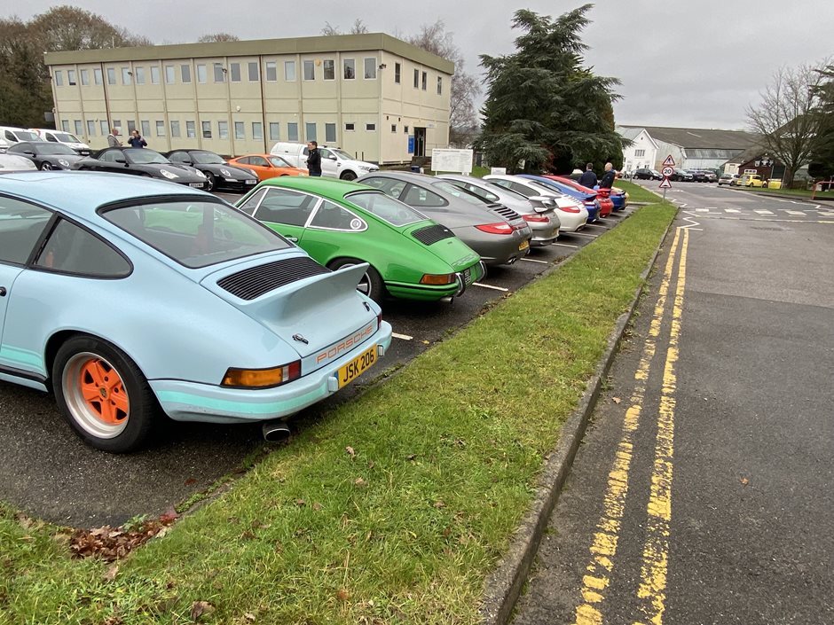 Photo 8 from the 2021 Dec 12th - R29 Meet at Redhill Aerodrome gallery