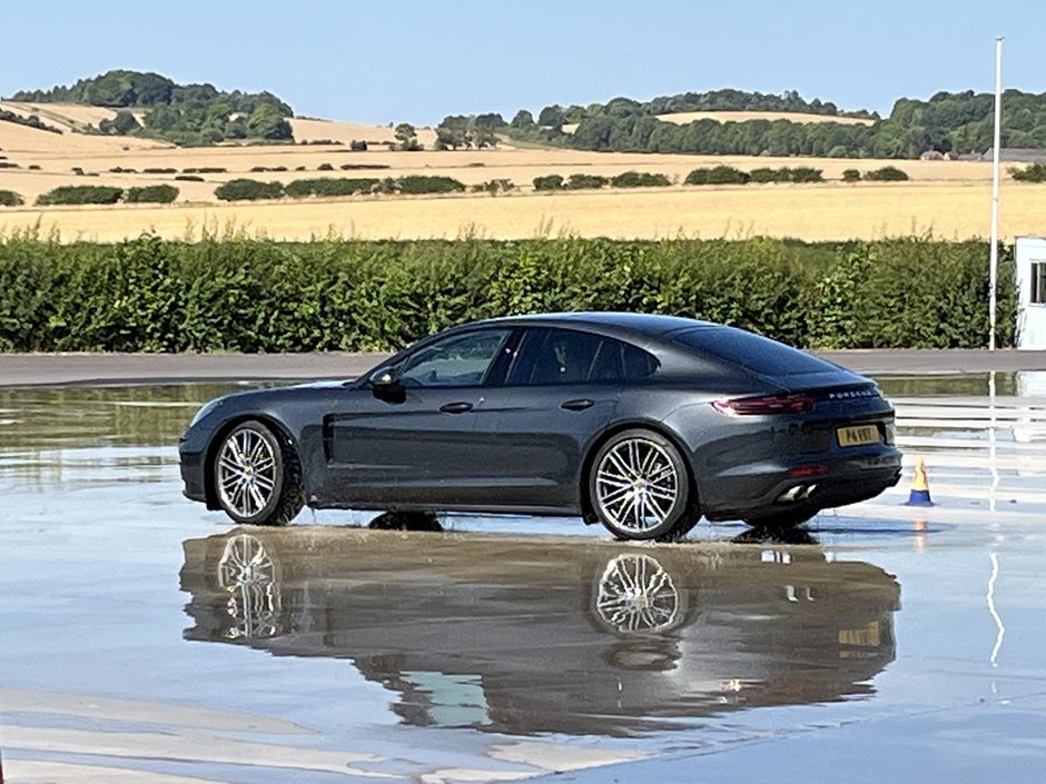 Photo 10 from the 2022 July 29th - R29 Thruxton Driving Day gallery
